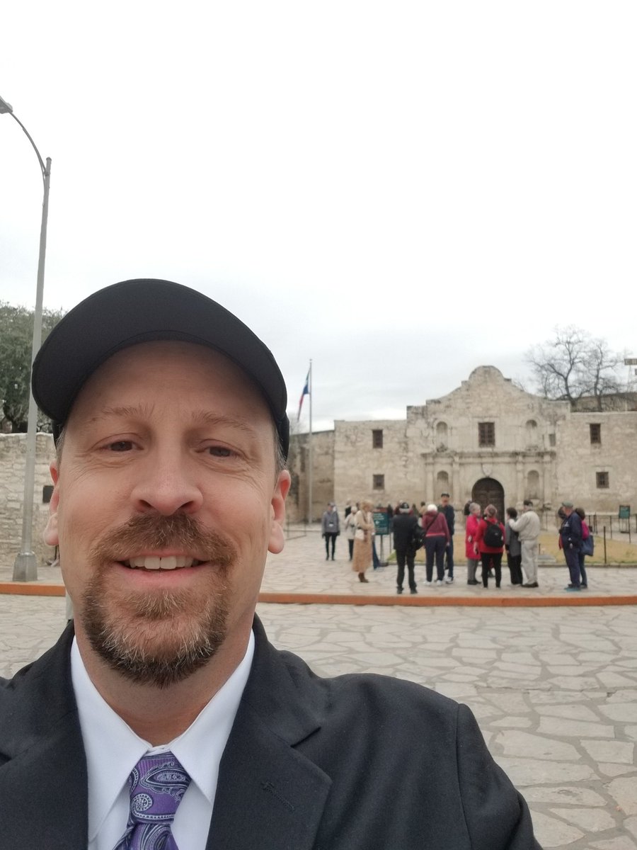 RodneyLWhitlock's tweet photo. Greetings from the Alamo.  Doing a speaking gig in San Antonio.  Starting to feel like my travel curse is fading.  No complaints whatsoever. https://t.co/cajlaPjXql
