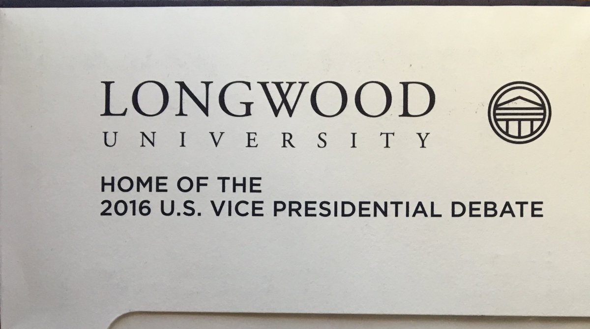 Reminding prospective students about that one time Tim Kaine raised his eyebrows on campus = on-brand marketing sadmissions.com/post/170118987… #collegeadmissions #Longwood