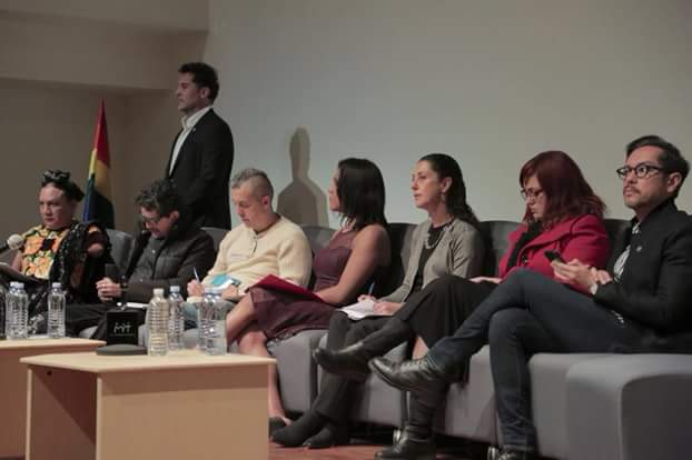 MIEF_WRATH's tweet photo. Dra. @Claudiashein en encuentro con gente de la Diversidad Sexual, refrendó su apoyo y garantízar DDHH y seguridad a diferentes minorías y Diversidad.
Sumando esfuerzos VS las violencias: de género, violencia a comunidades y a miembros LGBTTTI+ ¡Por convicción luchamos! 🌈 https://t.co/Xzd8XTAYVr