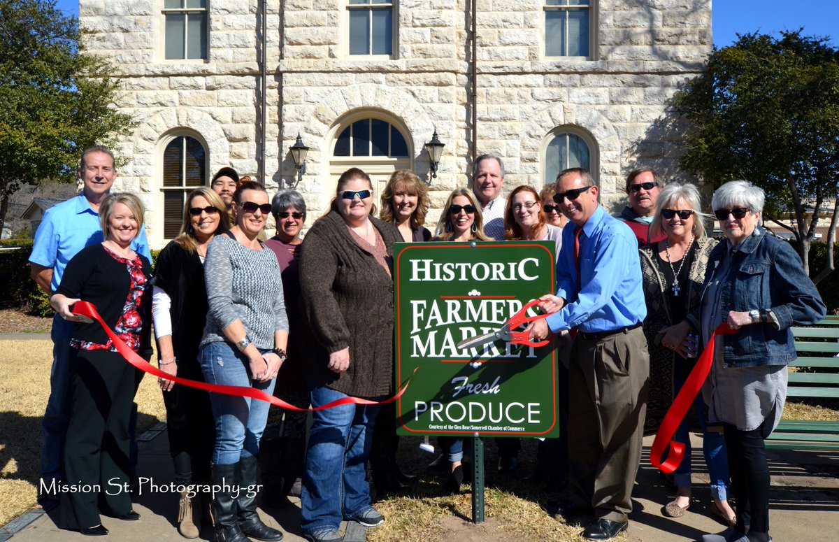 The Chamber held a ribbon cutting today to unveil a new sign for the historic farmer's market.  The Chamber financed the erecting of the new sign and Signs 67 created it.