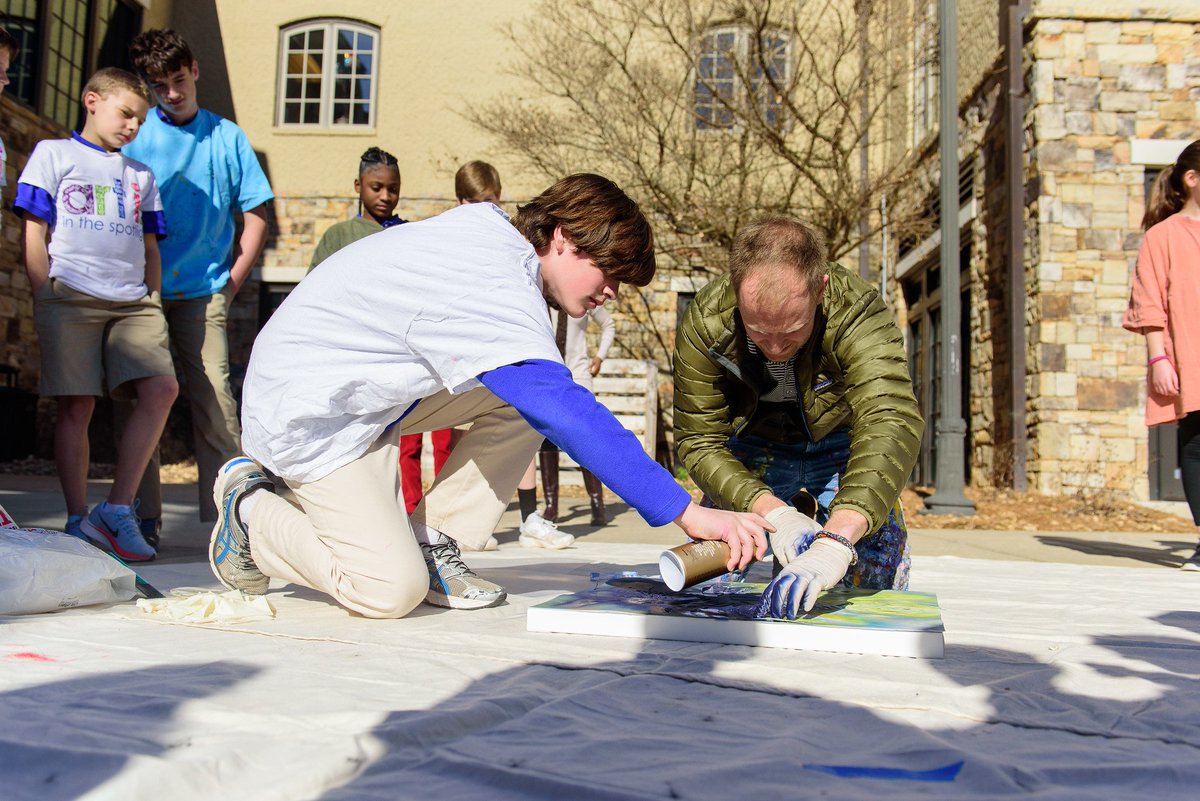 trinityatl's tweet image. Art is...FUN with renowned artist Charlie Hanavich @SpotlightOnArt @CharlieHanavich