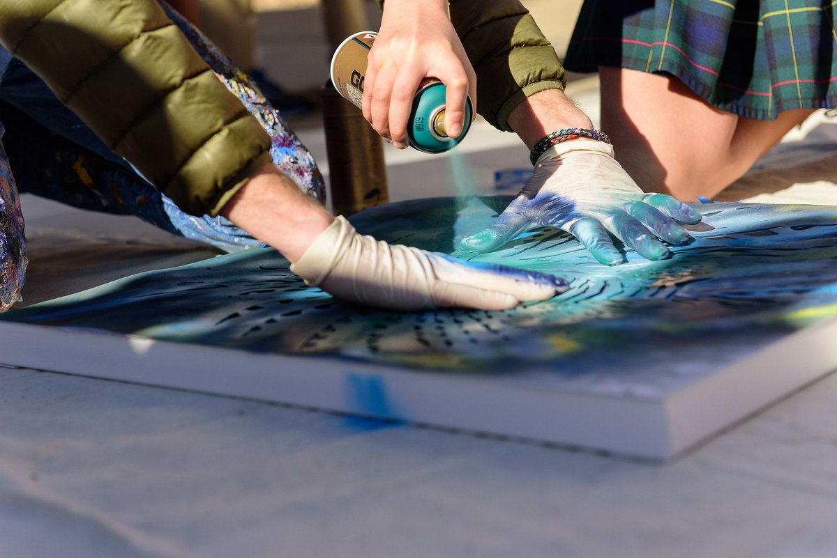 trinityatl's tweet image. Art is...FUN with renowned artist Charlie Hanavich @SpotlightOnArt @CharlieHanavich