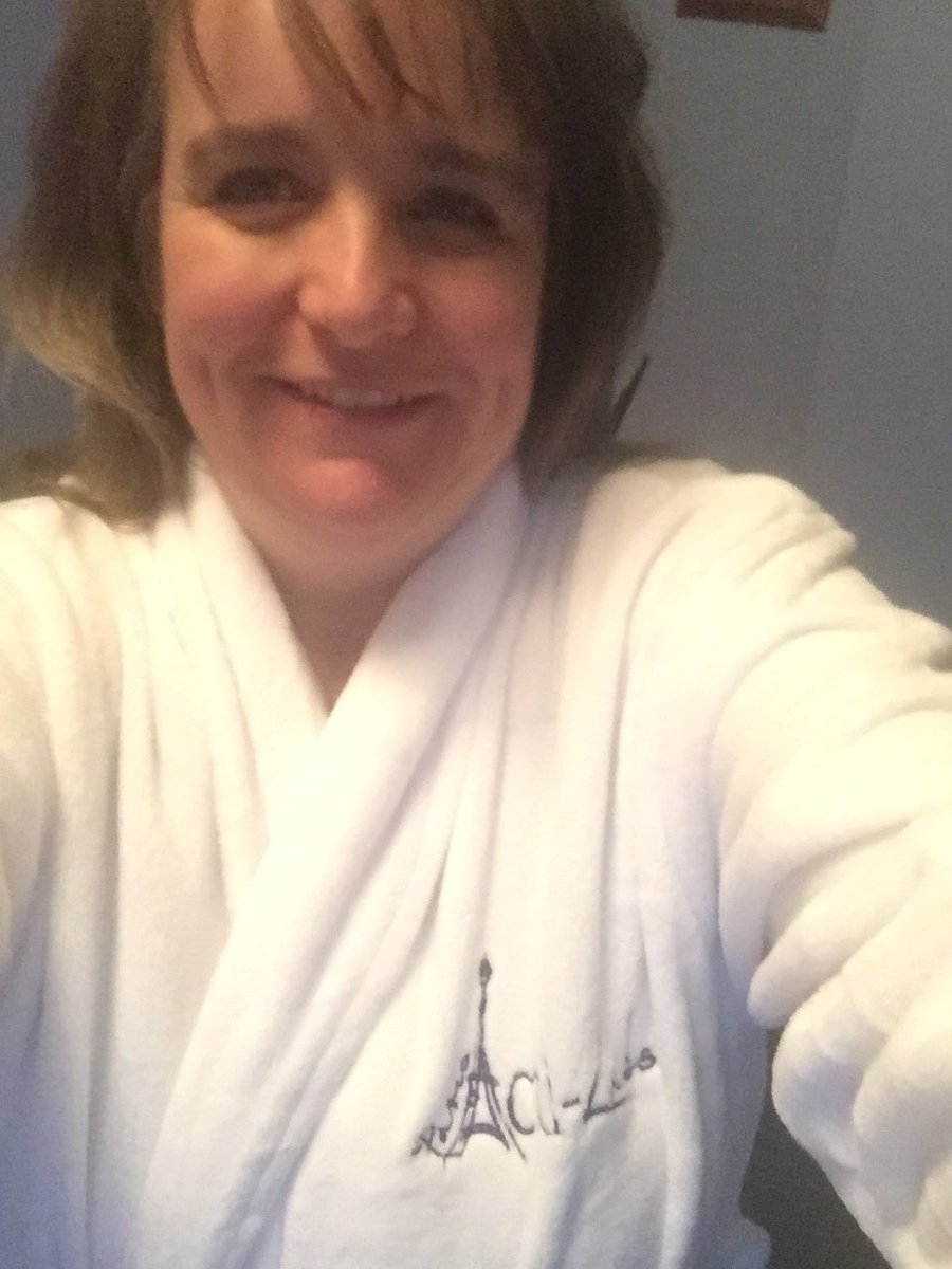 MActilabs's tweet photo. *squeal my #first #tweet taken a while 🤣🤣🤣 
Thank you to the owners of Actilabs for my beautiful gift I feel #loved #special #valued 
Free gift with every order https://t.co/00lhyd9ndl