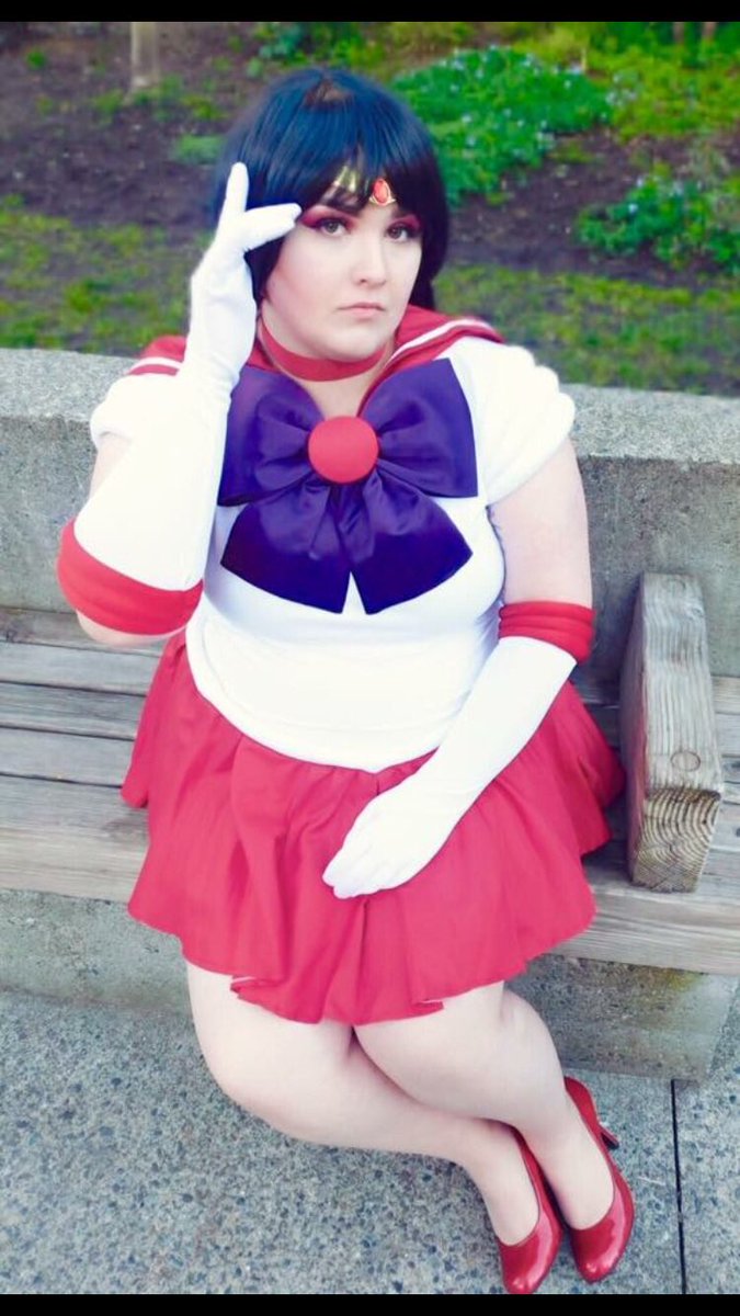 bimb0bagginss's tweet photo. #iruincosplay because I’m plus size but that doesnt stop me from cosplaying characters that make me happy! https://t.co/DBYigDtogw