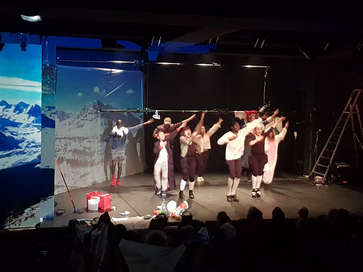 OARAquitaine's tweet photo. 1ère sortie de résidence de l'année 2018 à guichet fermé au Molière-Scène d'Aquitaine avec https://t.co/zaODB89BKy et son projet de création #NALF L'OPÉRA. Un Opéra contemporain pour faire la révolution... https://t.co/RzJ3cMSOe1