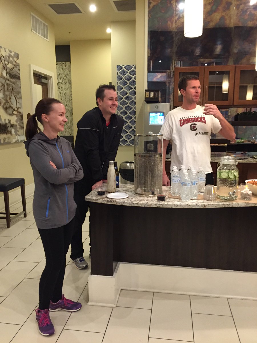 nashpartyevents's tweet photo. @1505Demonbreun Apartments hosted a kick off to 2018 with a New Year, New You party for their residences.  Here's to a New Year of new and healthy habits! #nashville #newyearnewyou #eventplanner https://t.co/bkSkJuk5nT