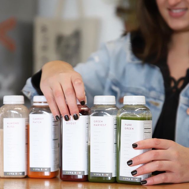LINE ‘EM UP | We’re doing juice shots because it’s Thirsty Thursday + this warm[er], sunny weather has us craving all the refreshing cold-pressed blends. @7thpublicmarket is closing at 5pm today due to a private event, but come hang with us and get your … ift.tt/2rFfOPV