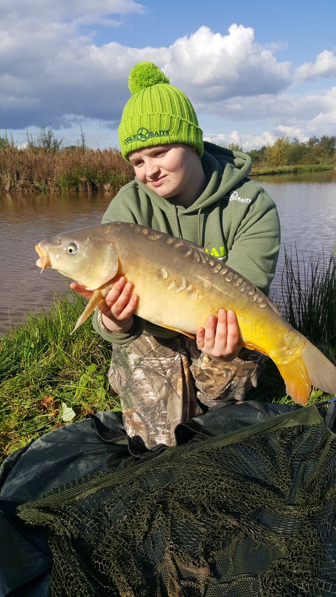 AabbiieeHo's tweet photo. 2018 hopefully a better year for me. Cant wait to get back on the bank this year @CoreBaits_uk #2018 #fishing #wegirlscan #carpangler #bringiton2018 https://t.co/JRdNWVemSl