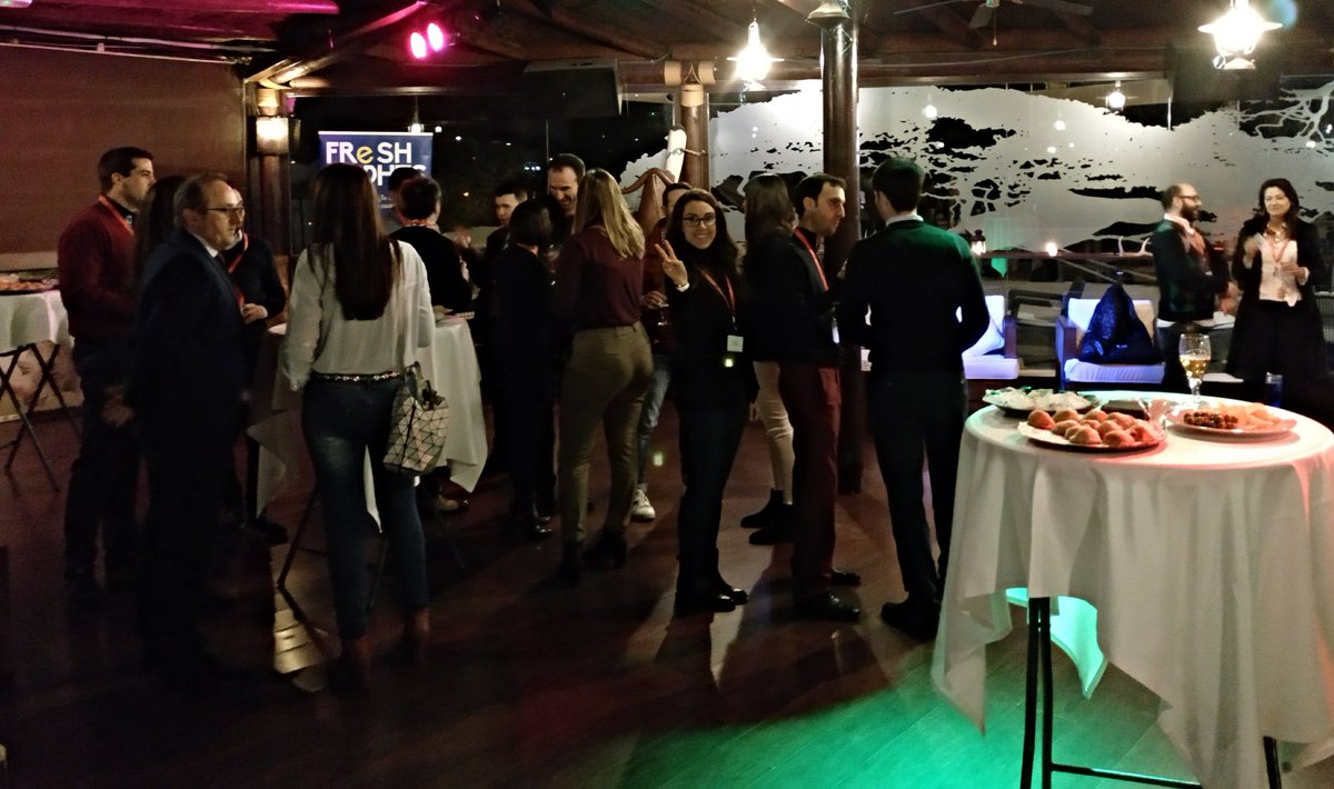 AJERegionMurcia's tweet photo. Comenzamos nuestra #FreshNights de enero. Hoy en el prexioso restaurante #Lunatic de @TerraNatura_. Rellena nuestra encuesta de formación y consigue 5€ de descuento en la #fresnight que elijas!! https://t.co/qOO2pRs4QV