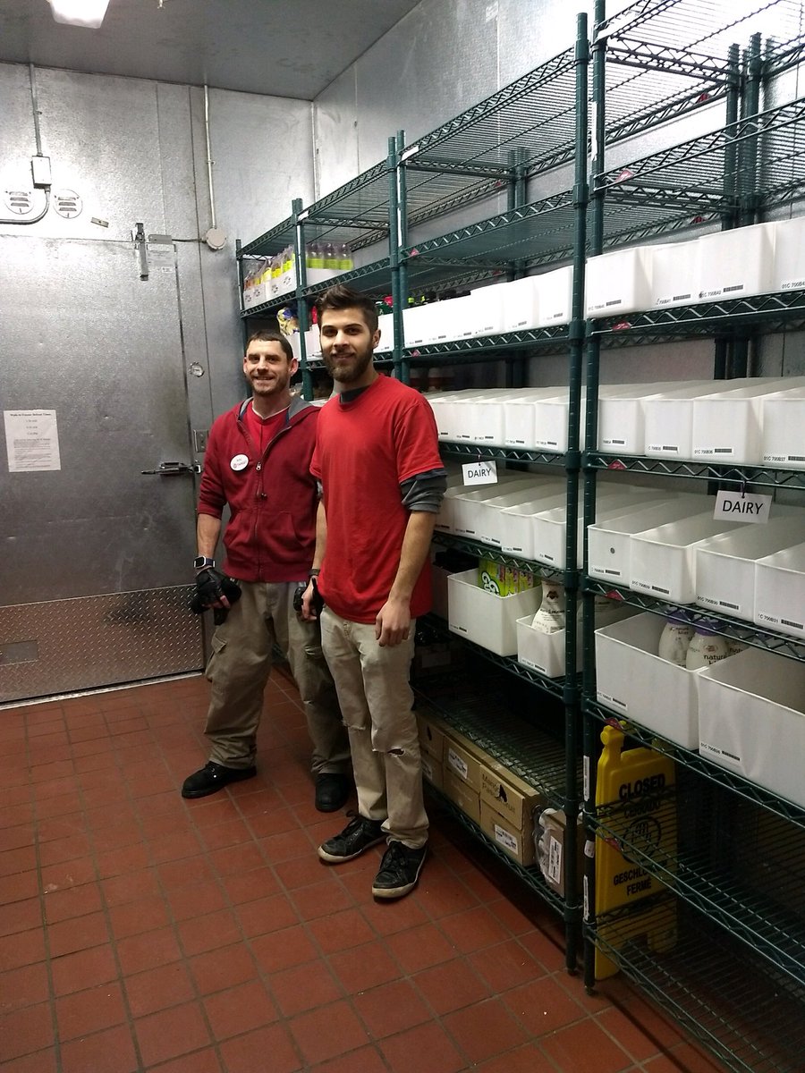 amy_tgt's tweet photo. So #proud of #2159team #coolerfreezerpurge #lowandpro #onthefloor #efficiency #BackroomBootcamp @buckeyeshaun @rickd0055 @MeganLyons84 @jennymeddles @Nicole_Harris1 @MitchFretch @doug_gorski @ginasullivan25 @cat10jill @ThatTylerHunt https://t.co/Rx3K6heWPk