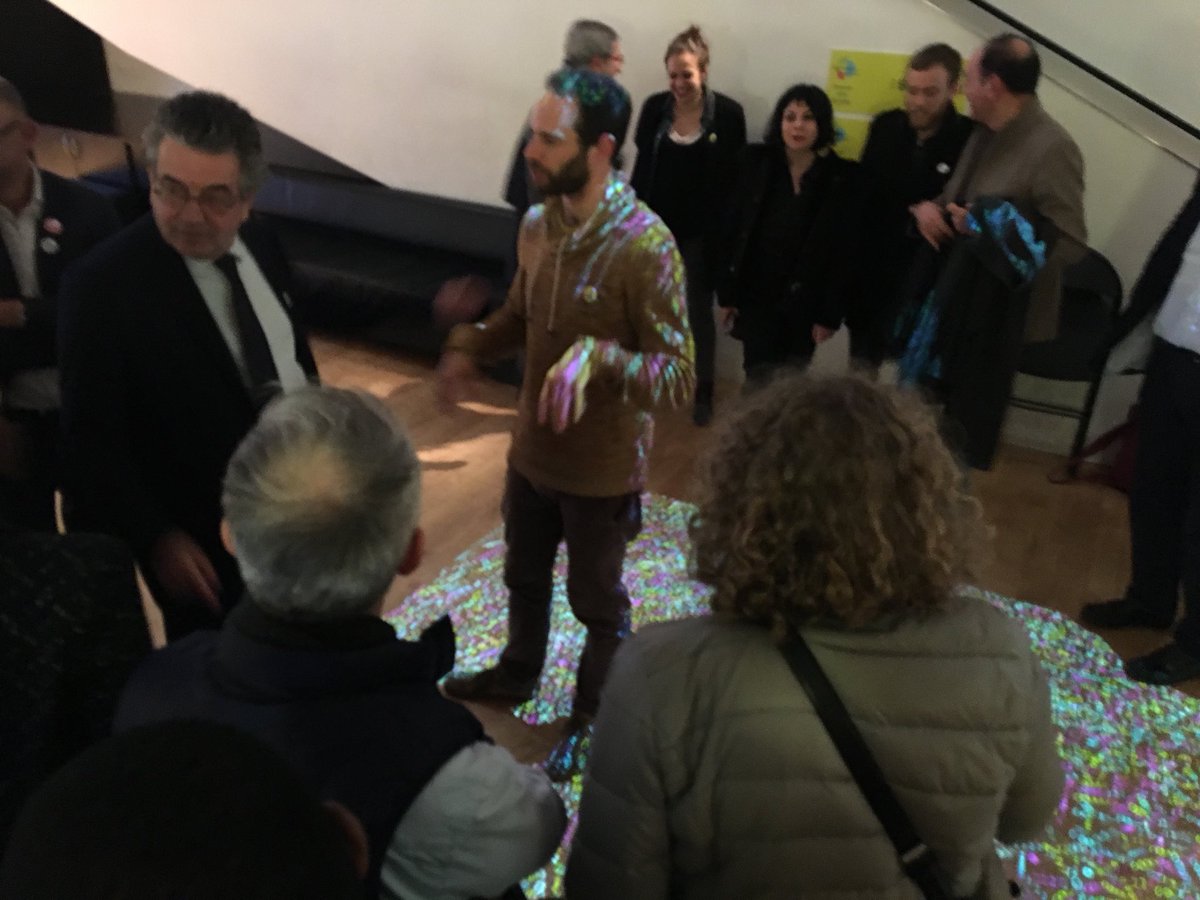 La #NuitdesIdées bat son plein, avec des animations de  <a href="/yetibleu/">Blue Yeti</a> <a href="/tedelecevent/">TedelecAudiovisuel</a> <a href="/equilibreGames/">Equilibre Games</a> et <a href="/Novo3d/">Novo3d</a> et de nombreuses contributions à notre idéathon sur le futur du Palais des Ducs d’Aquitaine de Poitiers