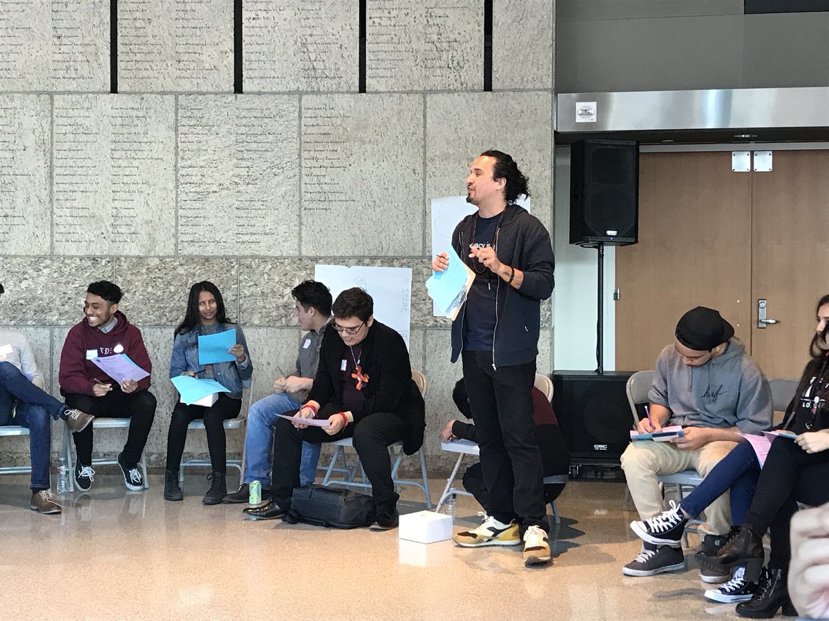 ChaChaMarie78's tweet photo. @MikvaChallenge staff Steven leading @actioncivicsla LA youth through a meaningful debrief activity from today’s #ProjectSoapbox2018 https://t.co/F9NDRysthe