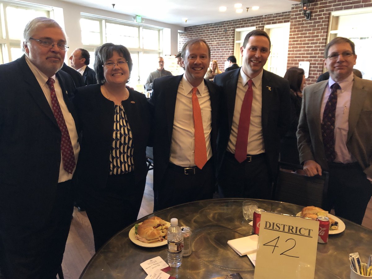 tomhood's tweet photo. RT @allendeleon: In Annapolis today at CPA Day, meeting with MD legislators. #CPADAY https://t.co/Ev01ThI90Y