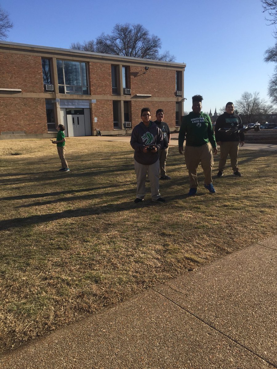 First meeting of the Dragon Drone Club #superepicdronetime