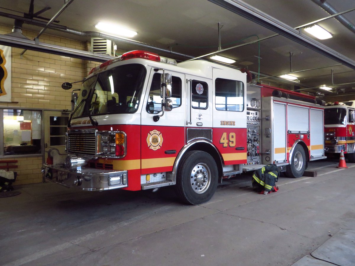 FoxboroughFire's tweet photo. Local 2252 has made a friendly @SuperBowl wager with @PhillyFireDept E-49 for tee shirts to the winners. Lets get back to back!! @Patriots #GoPats #PatsNation https://t.co/RrNSEwqfN5