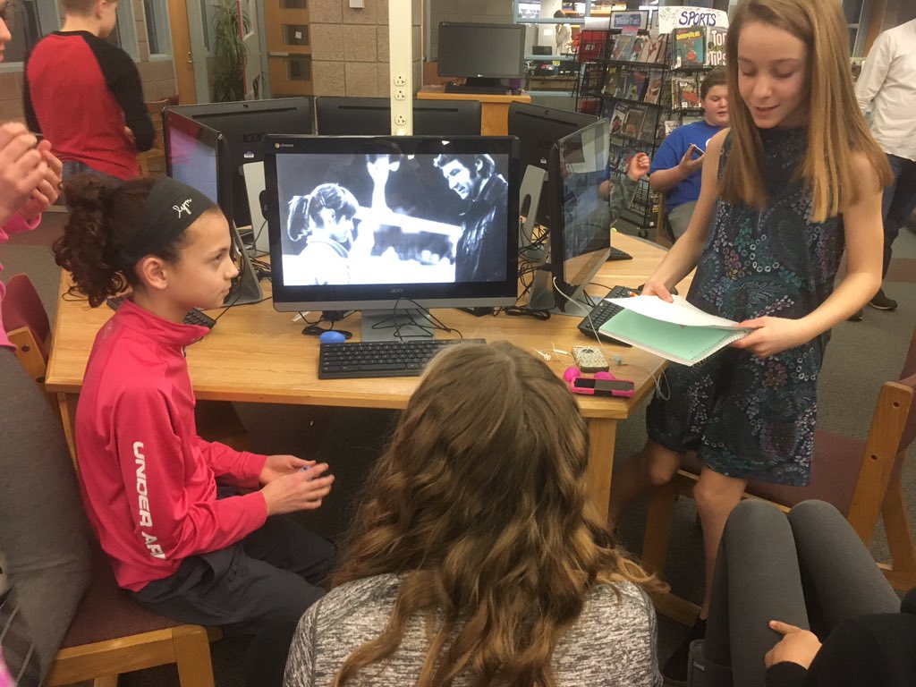 JMMaldonadoP's tweet photo. What an amazing @MNHistoryDay peer review! @ErickBoe #SPPSinspiredlearning #collaboration https://t.co/zJxqqY5NA0