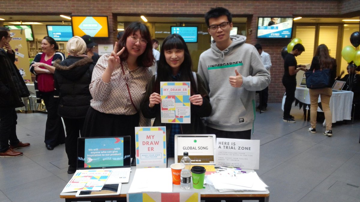 Impact_by_Song's tweet photo. We showed @My_Draw_er for the first time! met our first customer! We will develop and just tell us how to improve it! #mydrawer_er #mace17 #Globalsong https://t.co/r9KsC8GaQP