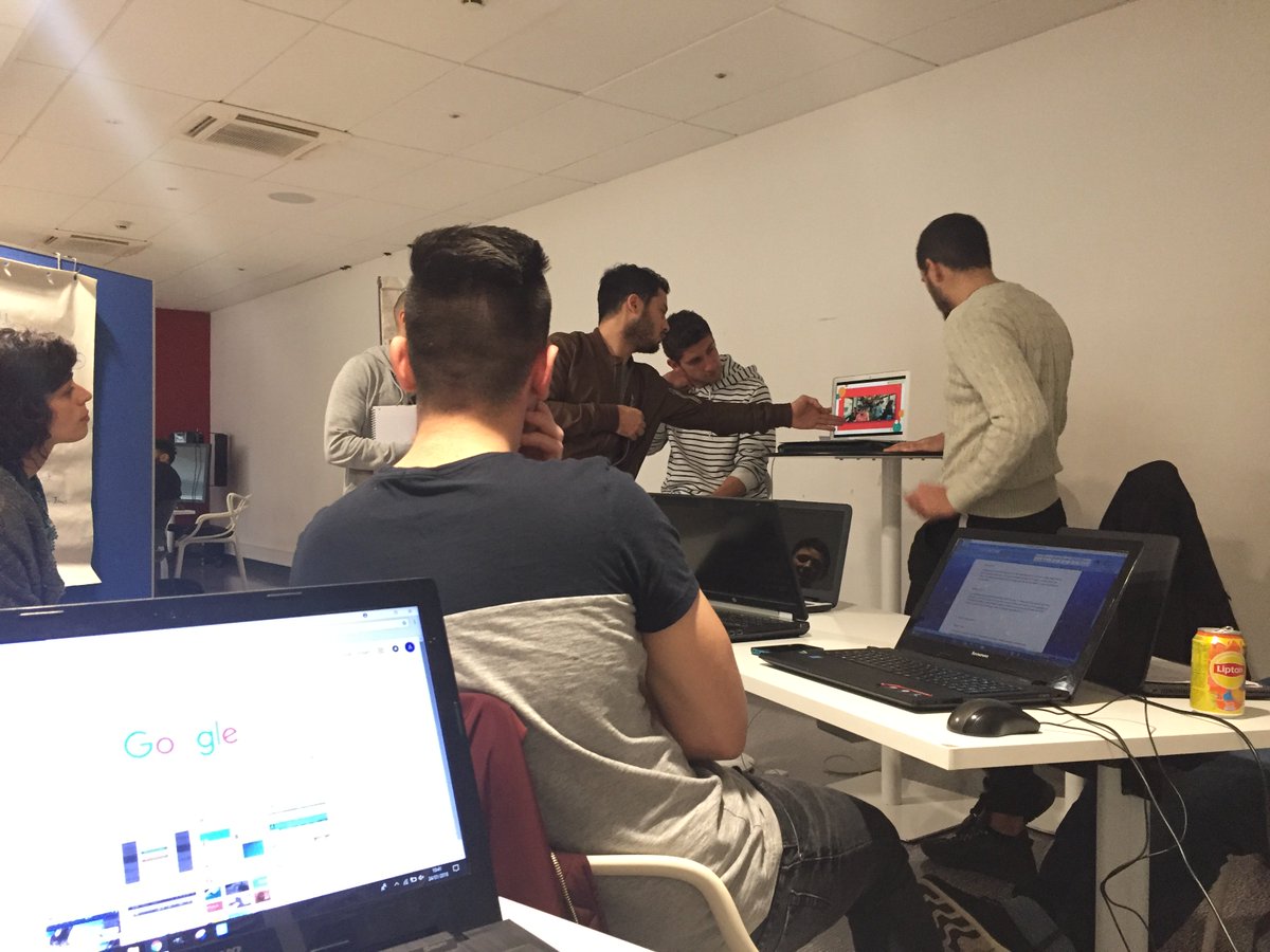 [#Fabw18] 25 étudiants, 3 écoles du #Var, 5 jours, 1 entreprise. Pédagogie par projet #designthinking #COcréativité  #ISEN #enmodeprojet #mobilite avec 🚍 <a href="/reseaumistral/">réseau Mistral</a> @kedgebstln @mode_83 @yncreamedit 

➡isen-mediterranee.fr/fr/dyn/news_vi…