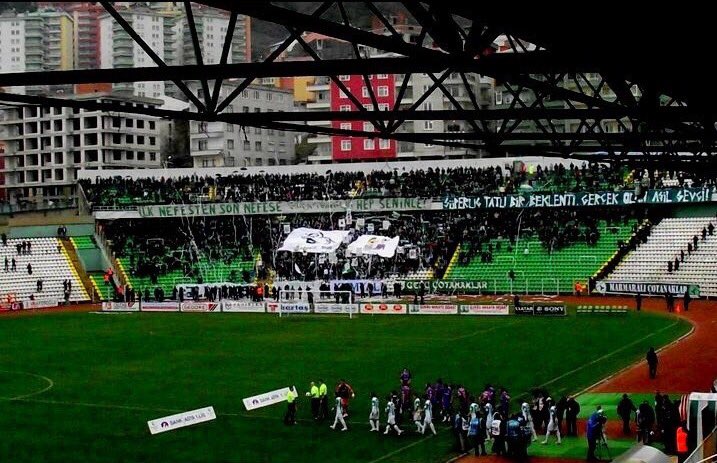 Yasaannn's tweet photo. Bazı İnsanlar İçin Ağır Özlem Ve Duygu İçerir..Benim İçinde Öyle..
#Since80's
#YaşasınGİRESUNSPOR
#PassoligeHayır https://t.co/0pPrRBZoJK