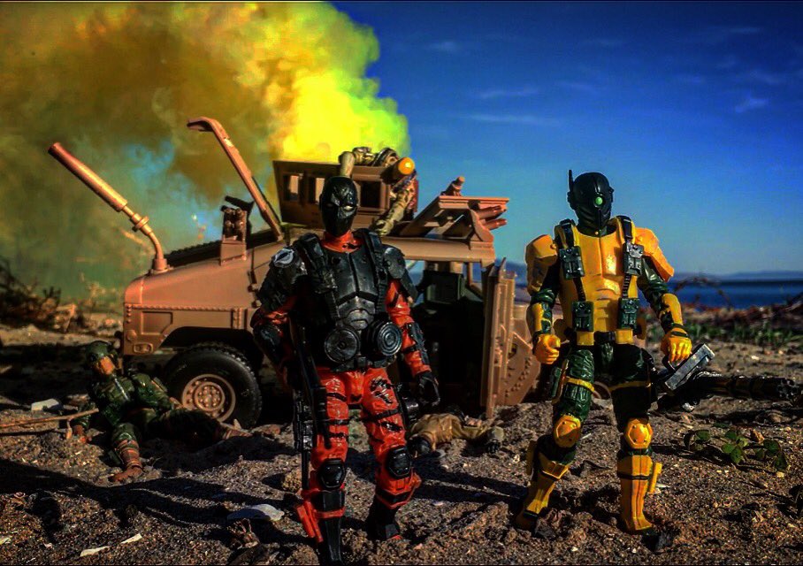 actionfigurejun's tweet photo. Making a mess. #tga_crossoverbattle
#gijoe #toyelites #toyslagram
#toyartistry #actionfigures
#rebeltoysclub #gijoenation #backyardjoes #gijoetoys #gijoecommunity #one18thtoylove #toyoutsiders #toycollective #toysoutdoors #toydiscovery #maraudertaskforce https://t.co/pkMly0TVc4