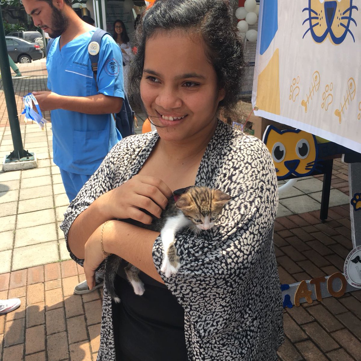 gatitosUG's tweet photo. Todos nuestros gatitos encontraron hoy un hogar, y ése era nuestro mayor objetivo. Informamos a la comunidad universitaria de nuestra ardua labor, y esperamos seguir contando con su apoyo en nuestra próxima feria. #UGatos https://t.co/qBEx6XOsmt