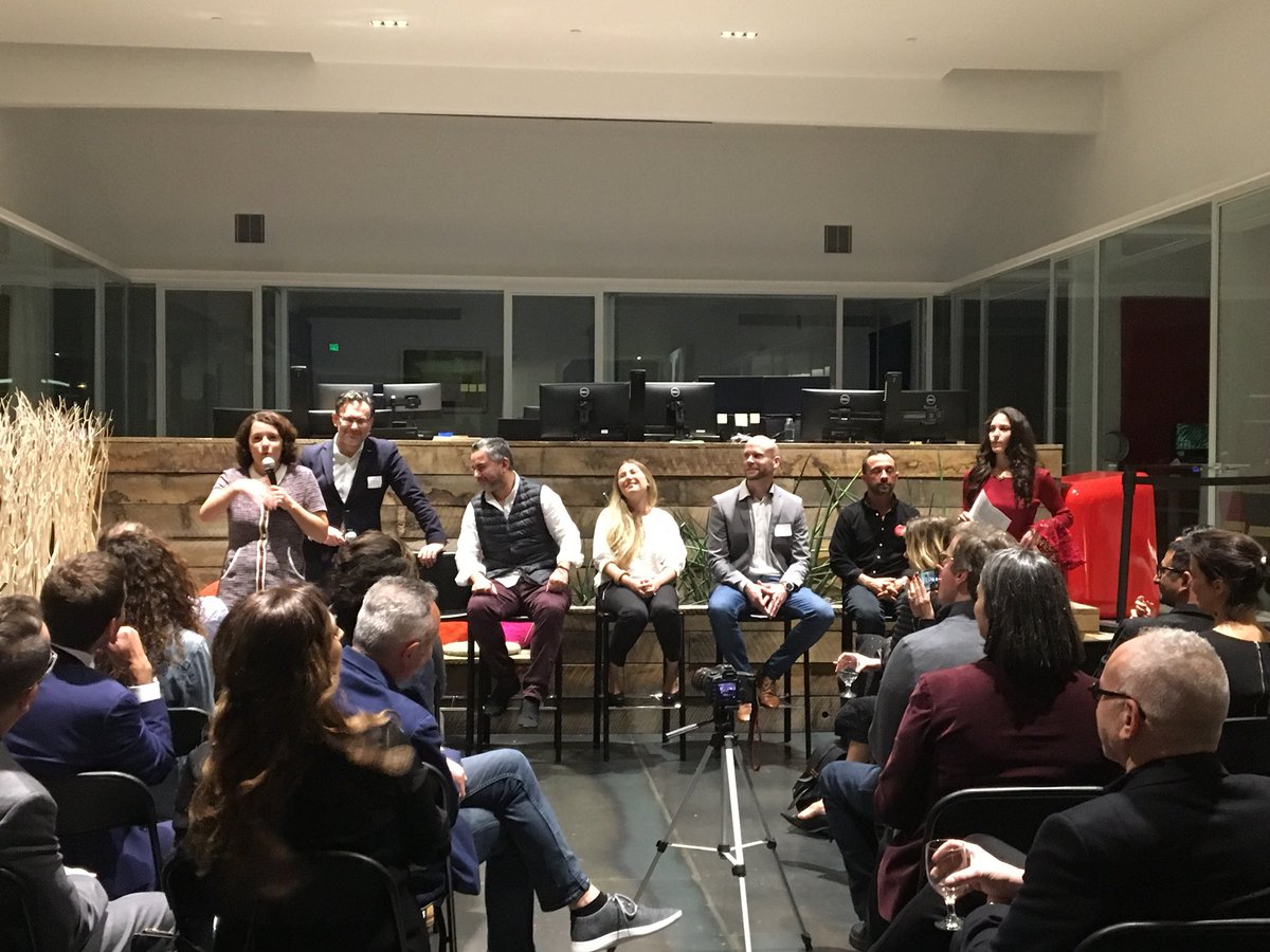 FrenchTechSF's tweet photo. @BeautytechSF is kicking off in beautiful office of @NextWorldCap . Great to see diverse entrepreneurs gathering to think about where beauty is going @Rachelwolf00 #FrenchTechSF https://t.co/9X0Xm9GXyN