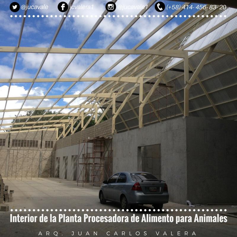jucavale's tweet photo. Seguimos trabajando y la planta procesadora de alimentos para animales sigue creciendo. https://t.co/OaQe9doua2