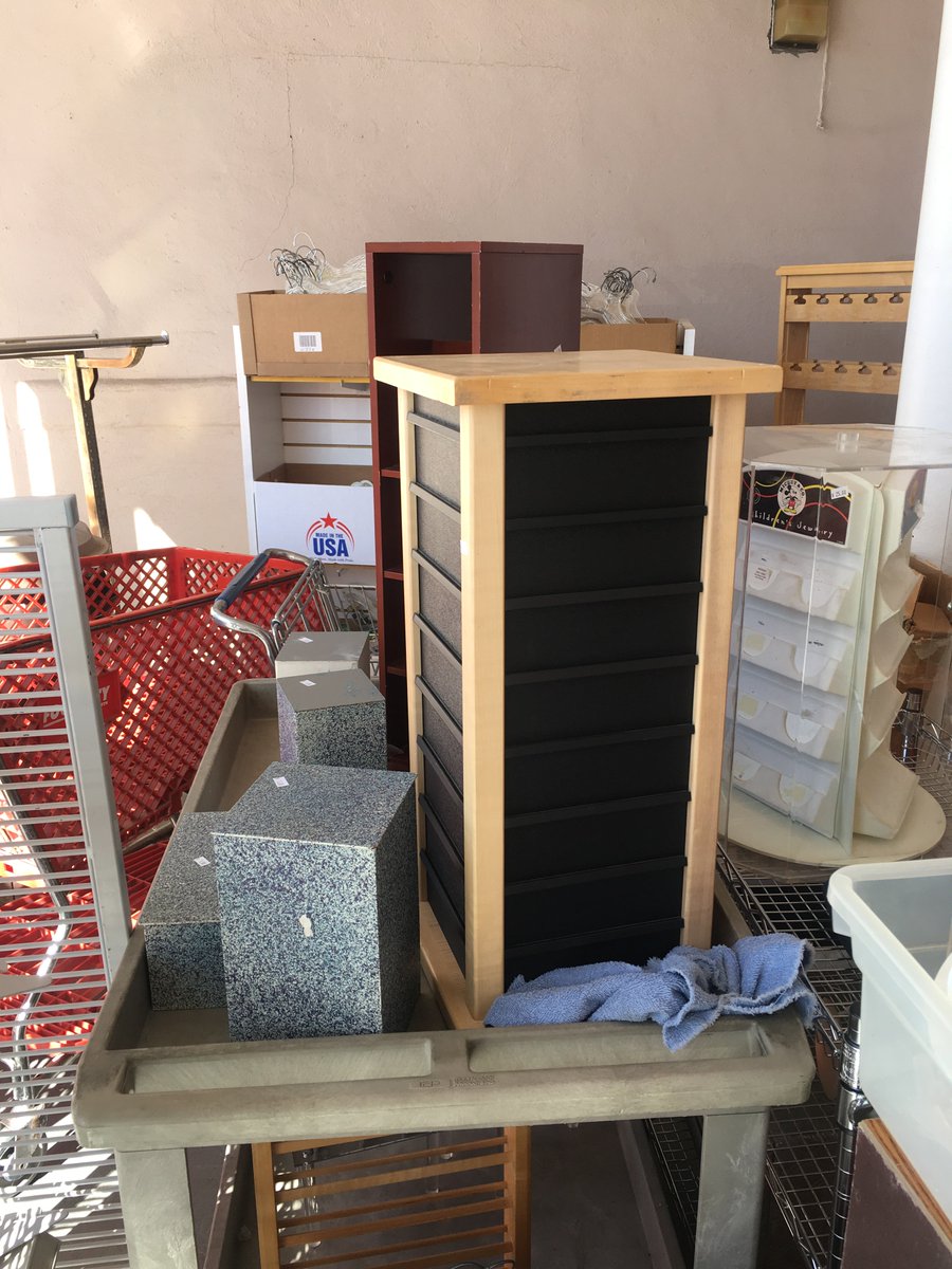 AL_ElPaso's tweet photo. Store display items for sale! 2728 Yandell, 10am to 3pm https://t.co/JCi4bqOcsy