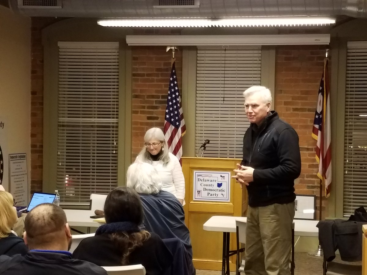 ZachScottOhio's tweet photo. Great evening speaking with democrats from the @DelCountyOHDems .
#BringCommonSenseToCongress
#OH12 https://t.co/WvqHKXAnPg