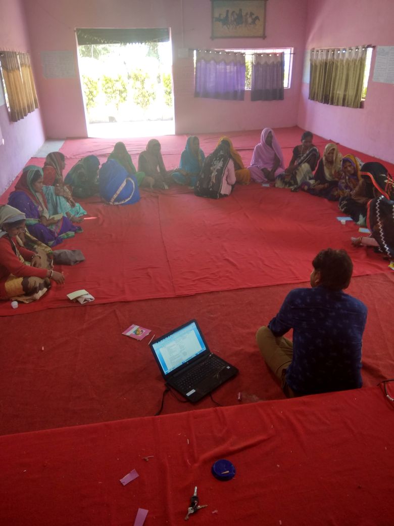 TRIFoundation's tweet photo. Along with #TRI, our partners #NRLM & #FFHIT organized 2 days motivational cum orientation training for newly selected #ChangeVector(CV) in #Rehli Block of #Sagar District #Jharkhand. After meticulous exercise at village level, CVs were introduced to their role & responsibilities https://t.co/9VRHDaXvES