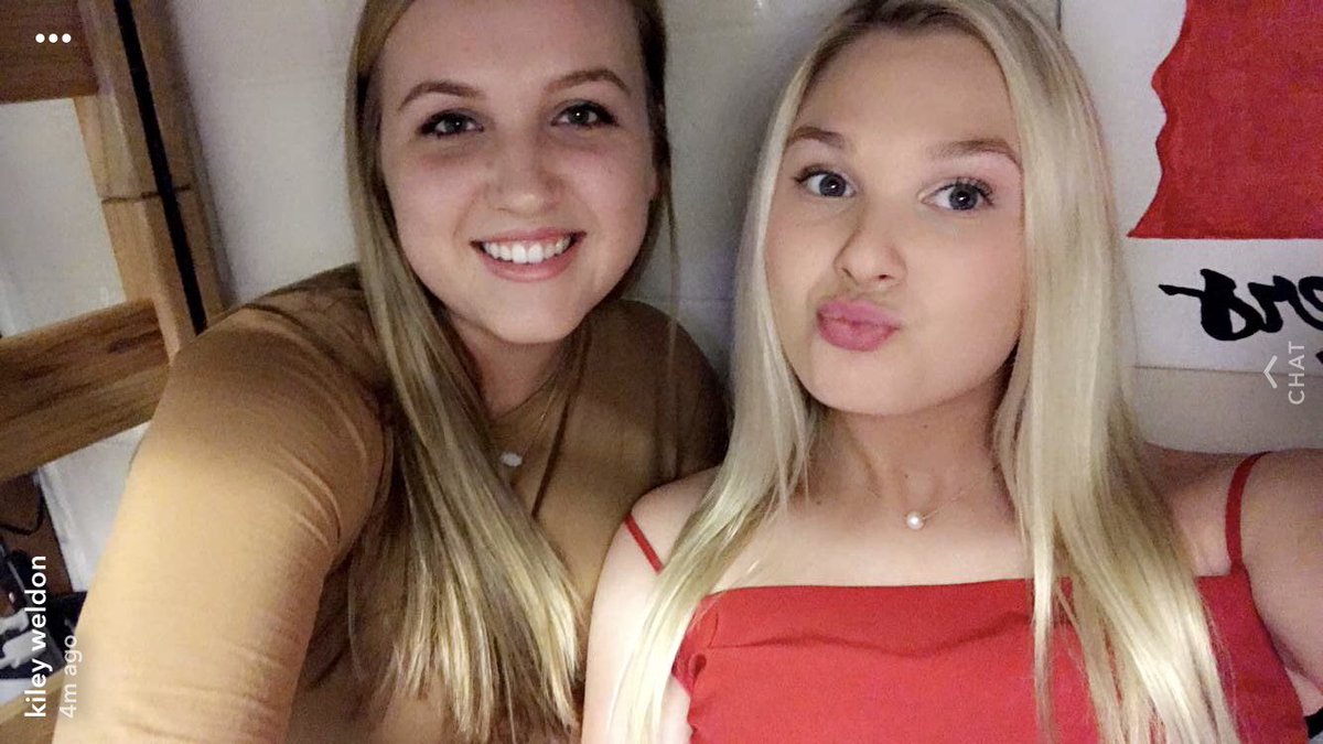 Jessiiccaa_F's tweet photo. happy birthday to the most perfect person I know, I love you so much and hope you had the best birthday yet 💗💗💗 @WelKiley https://t.co/kdMVFvDue6