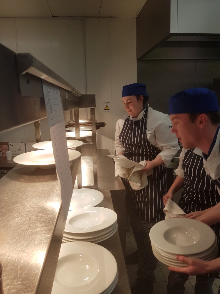 WaterfrontDC's tweet image. Great work..
 #teamwork VRQ L2 Professional Chef Diploma @DonnyCollege #BurnsNight2018 in @WaterfrontDC