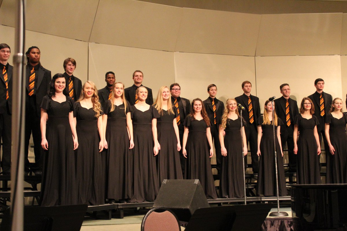 PlatteCountyR3's tweet photo. Shiploads of #PiratePride today as @PCHSChoirs and @PlatteCoBands wowed audiences at #MMEA! #PCR3Proud #MeaningfulExperiences #HighExpectations https://t.co/5XCkIeOs86