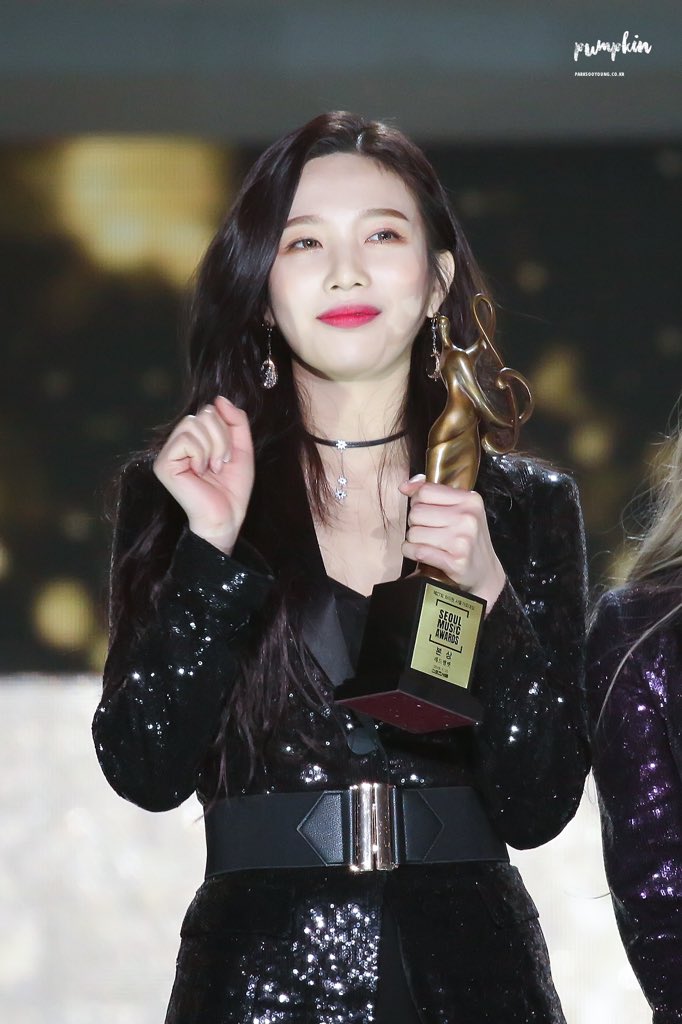Pumpkin960903's tweet photo. 너무 기여워 😭😭😭😭😭😭😭😭😭😭😭😭😭😭😭😭😭😭😭😭😭😭😭😭😇😇😇😇😇😇😇😇😇😇😇😇😇😇😇😇😇😇😇😇😇😭😇😭😇😭😇😭😇😭😇😭😇😭😇😭 #조이 https://t.co/OVBBo5fPtm
