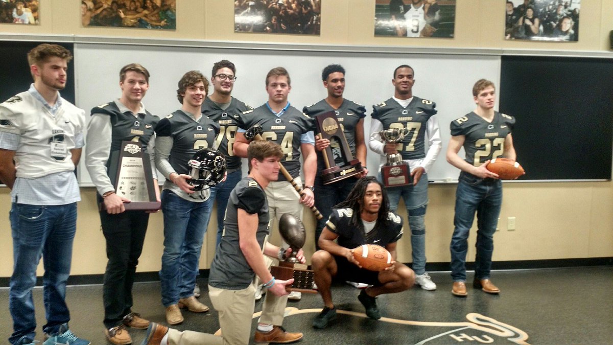 Patrick Healy tweet media