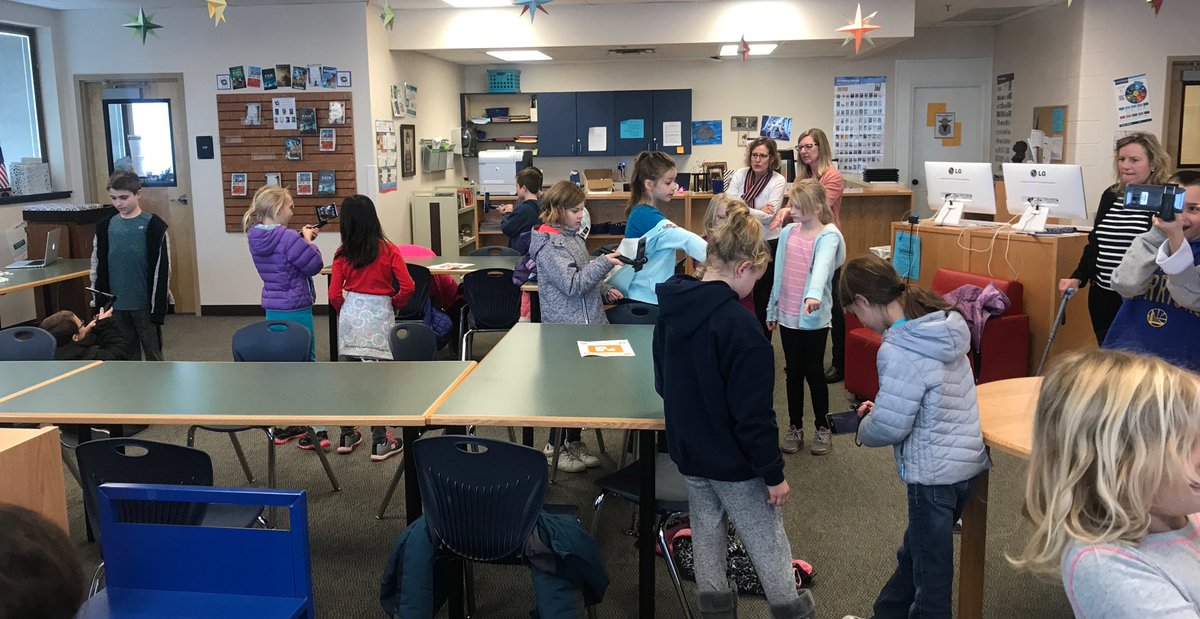 USchools_3Y's tweet photo. We had an exciting afternoon exploring sea creatures in an augmented reality environment! Thanks @GoogleForEdu!#GoogleExpeditions #AR https://t.co/th7VJMQbxx
