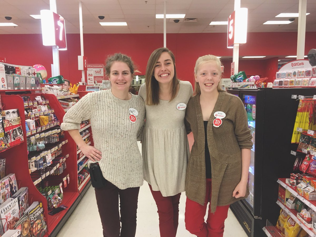 BiancaZerwas's tweet photo. #NationalOppositeDay calls for #FFF reverse red and khaki. 🤗🤗@BuffoSarah @ckoivist @olivia_target https://t.co/oUQLb3UtuZ