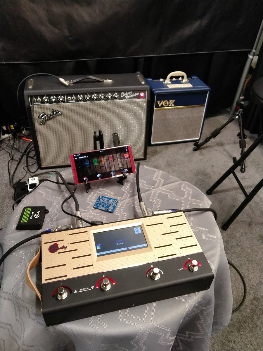 trinalogeffects's tweet photo. Booth#1652 Visit us!
Trinalog Effects Station
#NAMM2018 #trinalog #effects #analog https://t.co/pYWDeAhSRK