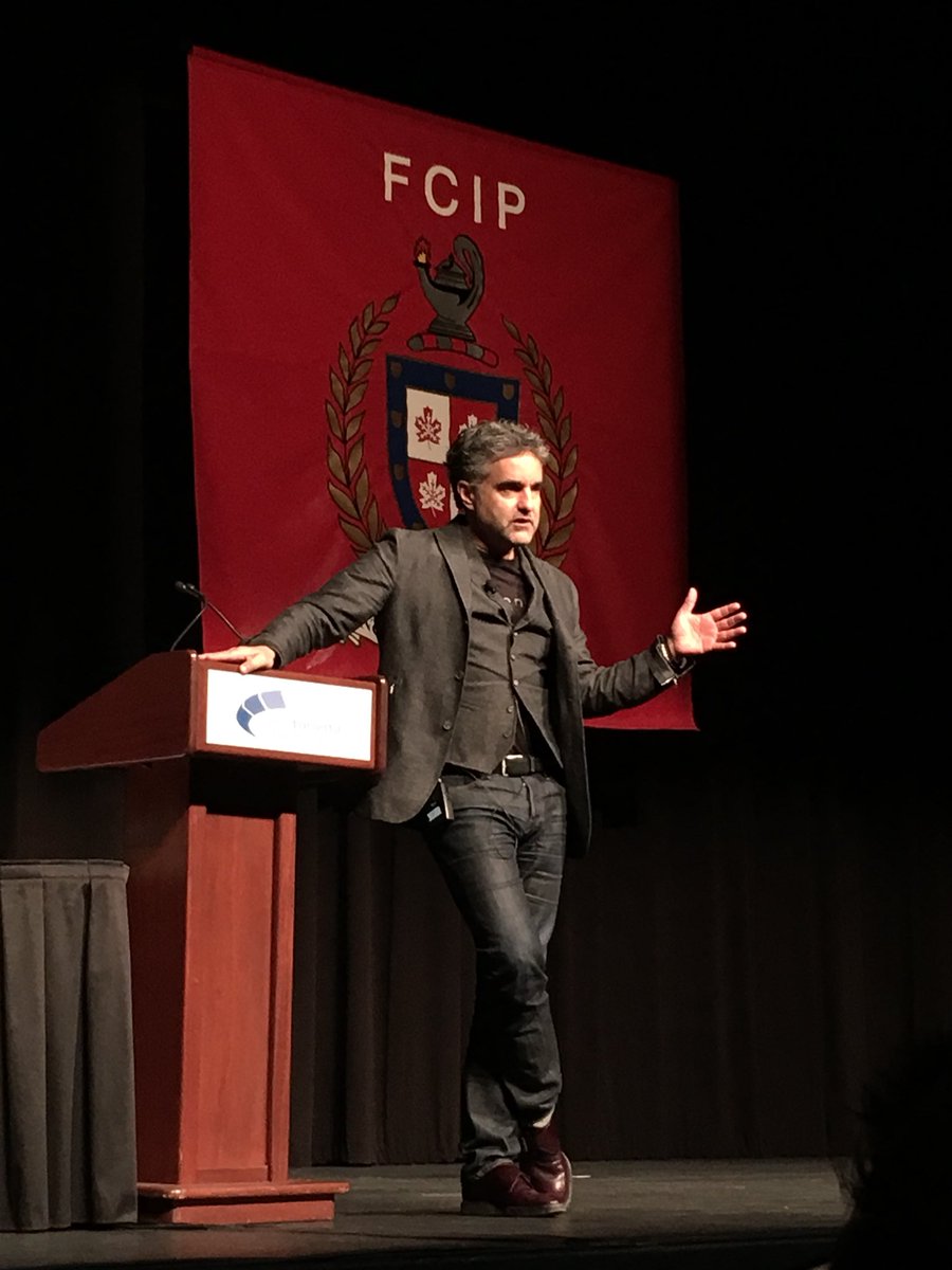 IIOGTA's tweet photo. “This industry has been built on data. I’m optimistic about the insurance industry,” says @bruce_croxon @InsuranceInsCA #IICGrad2018 #gtaconvocation https://t.co/3wGWHxITuo