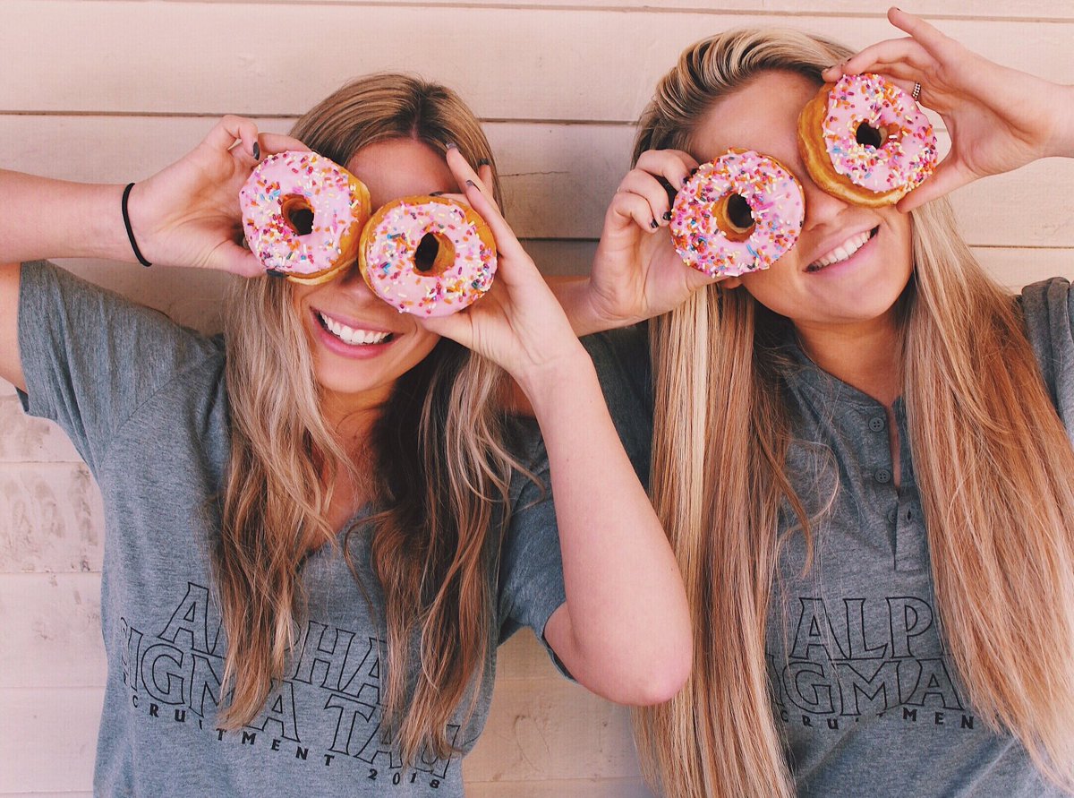 AST_BetaNu's tweet photo. π© not forget to sign up for recruitment! #RushAST https://t.co/8HYhzhEsEj