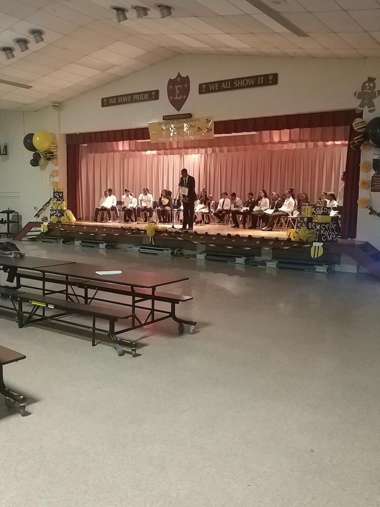 Lead_instruct's tweet photo. Our risk-takers at the 2018 DDEMS spelling bee!
#RELArocks!
@DDEMSEagles https://t.co/moY7fuTXwp