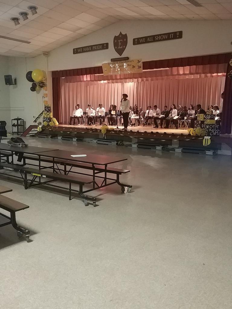 Lead_instruct's tweet photo. Our risk-takers at the 2018 DDEMS spelling bee!
#RELArocks!
@DDEMSEagles https://t.co/moY7fuTXwp