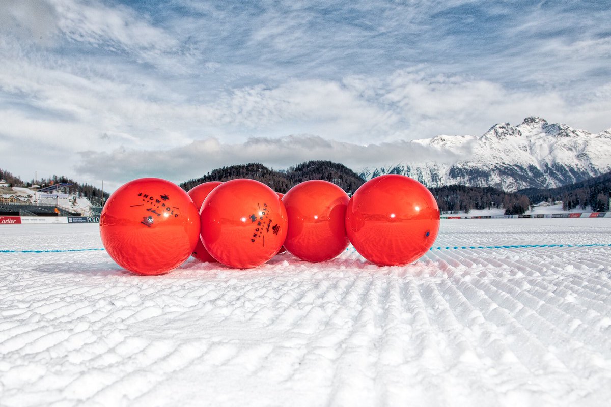 polowcstmoritz's tweet photo. #impressions #snowpolostmoritz #trainingday #stmoritz #snowpolo https://t.co/jGxPV5gGFf https://t.co/eur6WHtgqZ