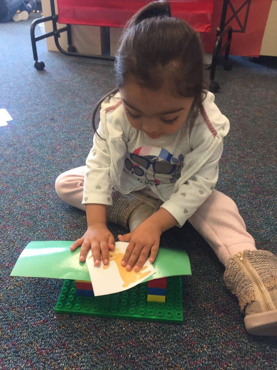 ecwithmisskim's tweet photo. We learned about building bridges this week, and created our own bridges for, "The Three Billy Goats Gruff". This activity also helped us discover if we are picture learners! #kanelandpride #kbk302 #ec302 https://t.co/A8q5ifXz1h