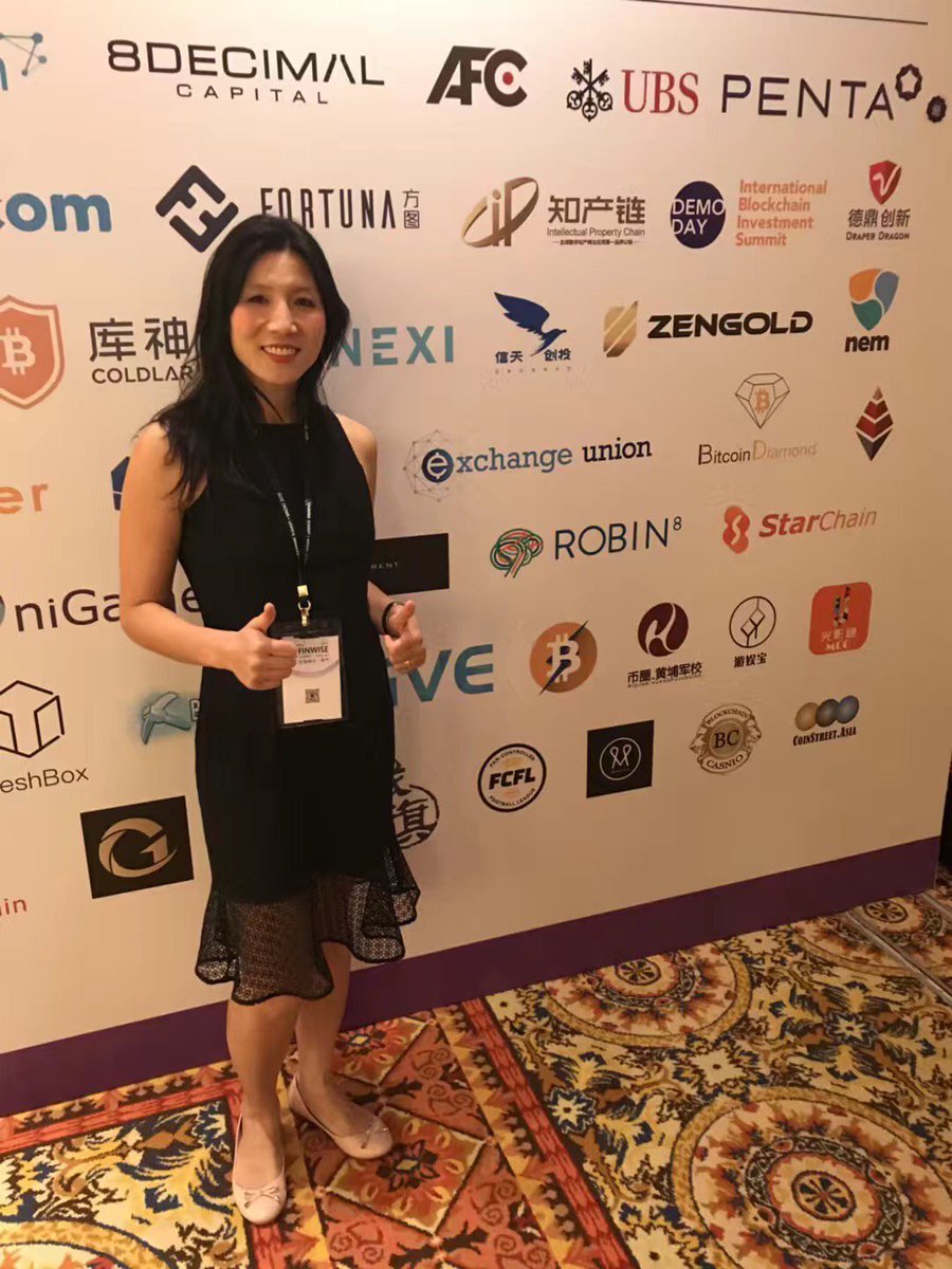 HelloRobin8's tweet photo. More photos of our CTO, Hassan Miah and CEO Miranda Tan at Finwise! We also ran into our friends @BitZExchange https://t.co/5kUOep4qt3