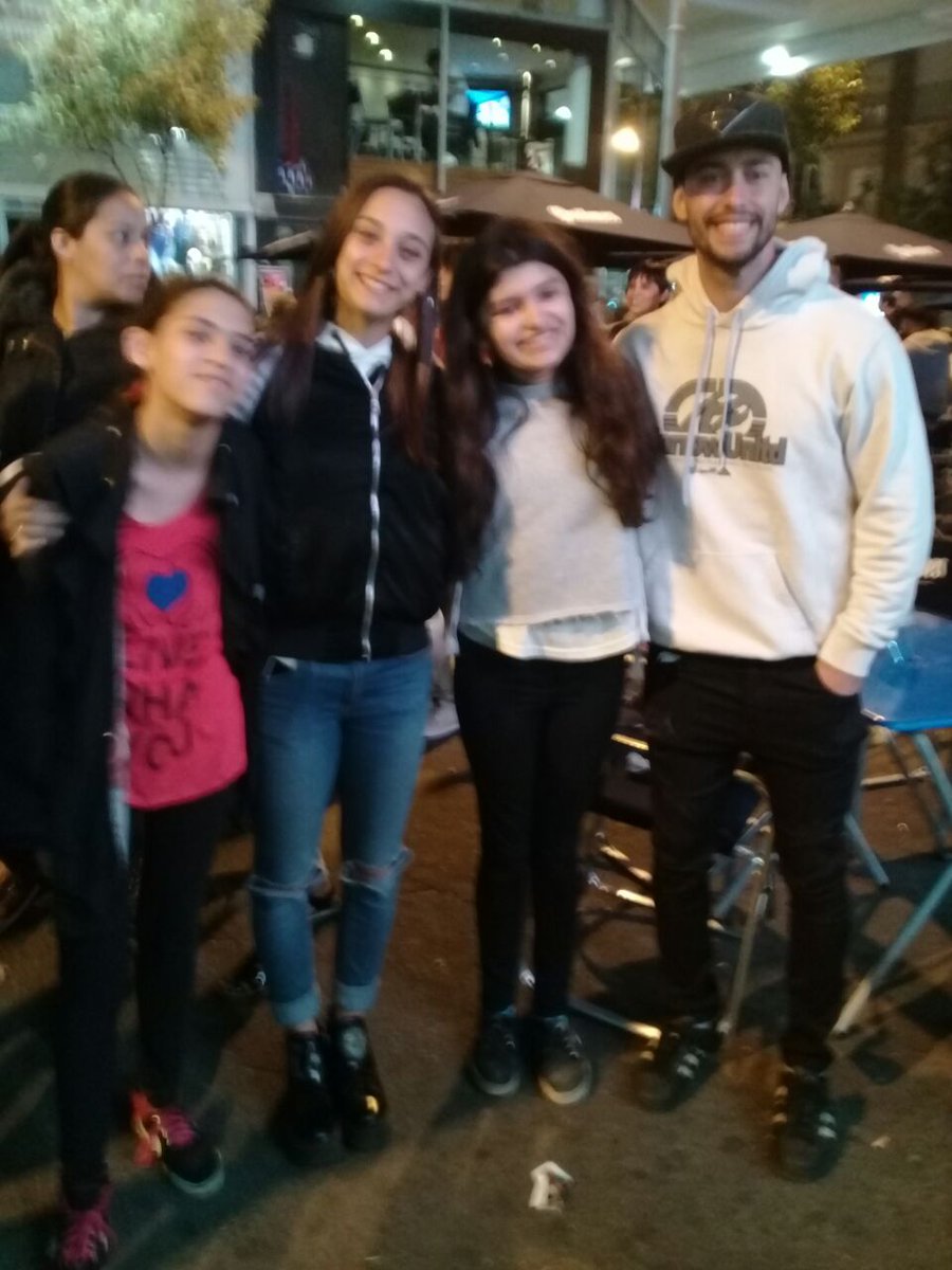 energybian's tweet photo. LA PUTA MADRE ESTOY TAN GELIZ LOS AMO @biandipasquale @PaioRodriguez https://t.co/z7xmo6GX1I