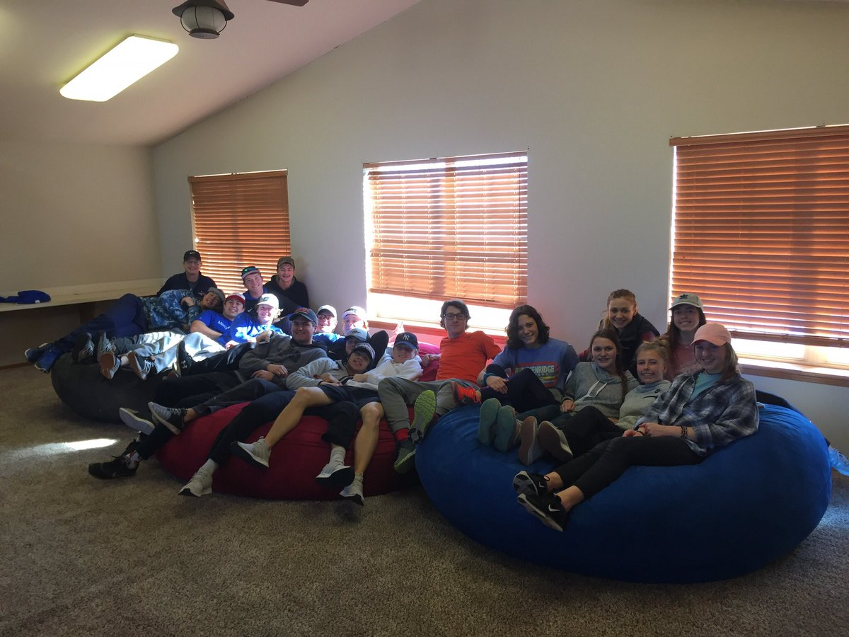 dcampuslife's tweet photo. Campus Life students having fun at the retreat this past weekend! https://t.co/vryOVPXlOF