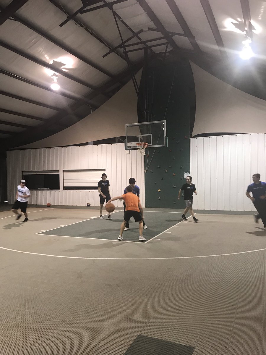 dcampuslife's tweet photo. Campus Life students having fun at the retreat this past weekend! https://t.co/vryOVPXlOF