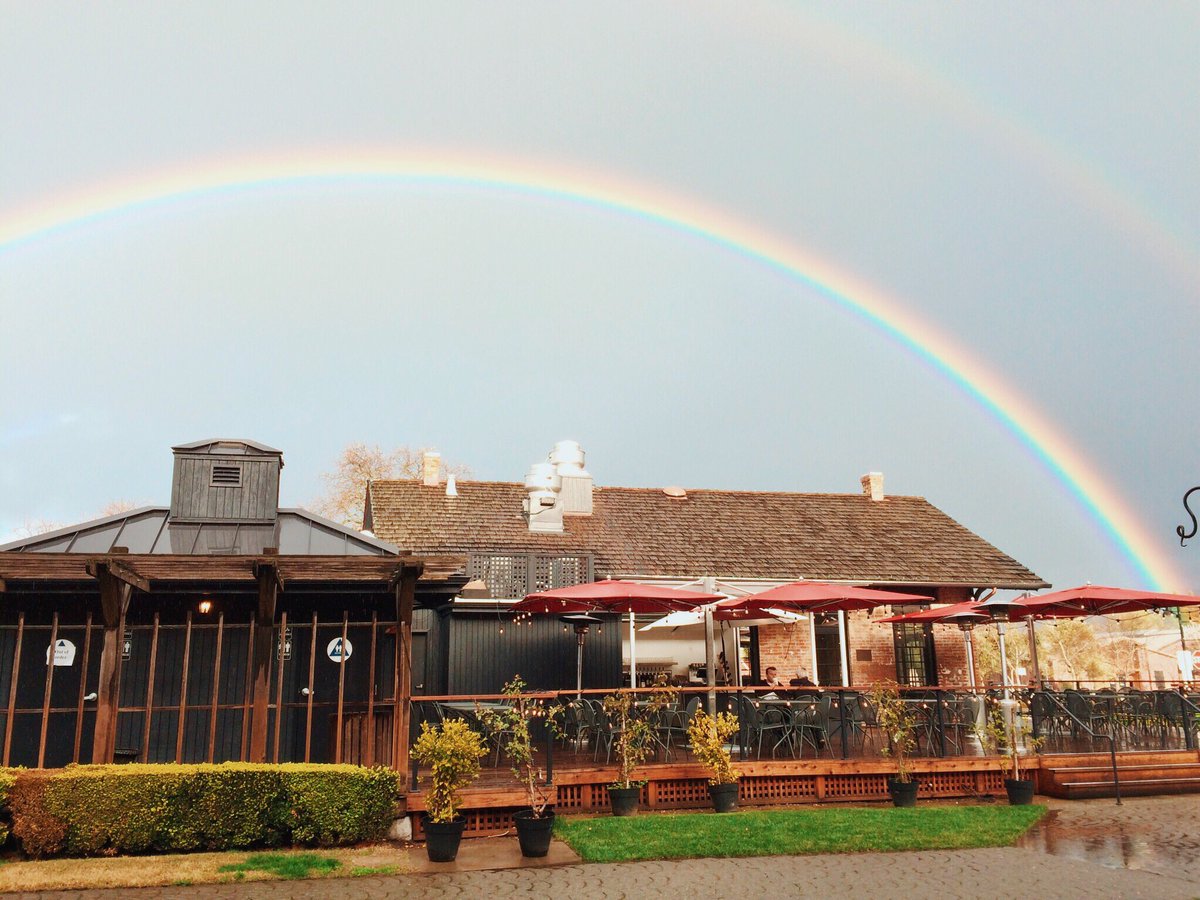 Somewhere over those rainbows is a #Platform8 burger &amp; shake with your name on it🌈🍔