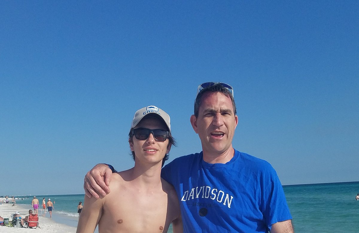 Travis Moore tweet media